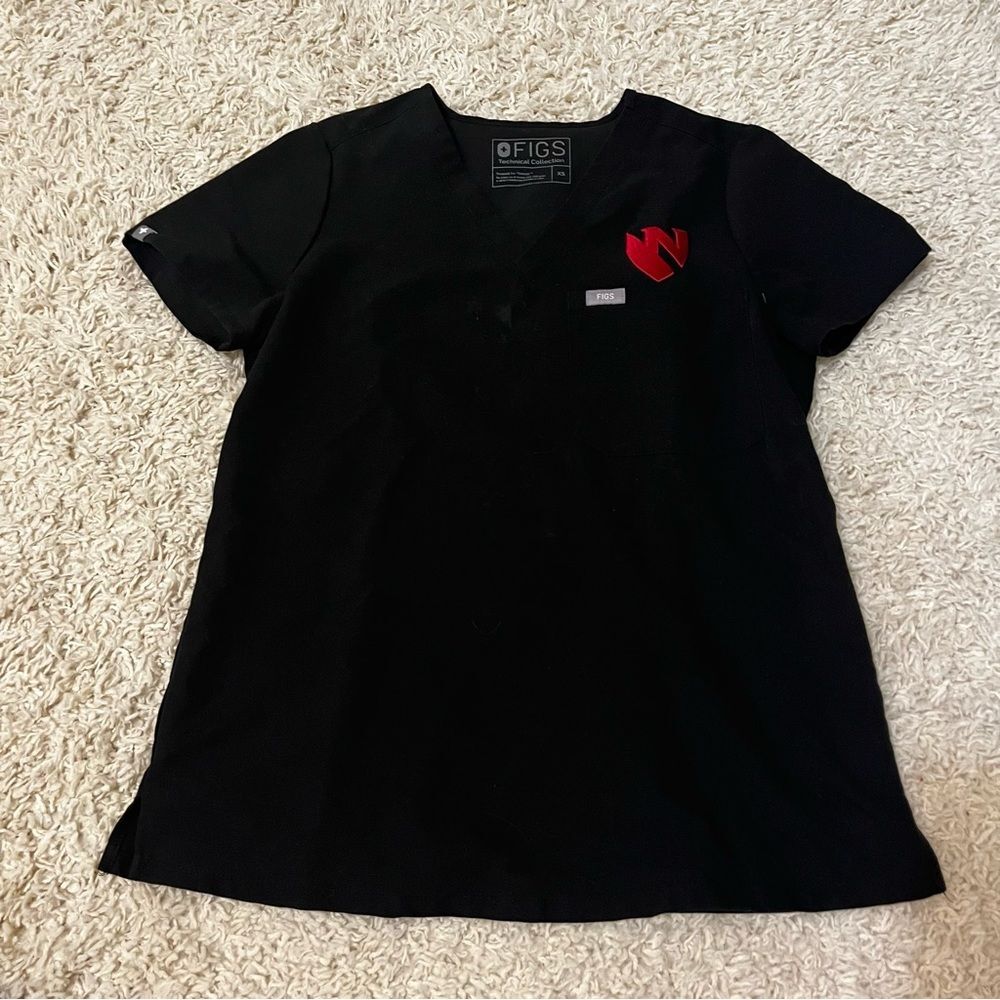 Figs scrub black top size xs
